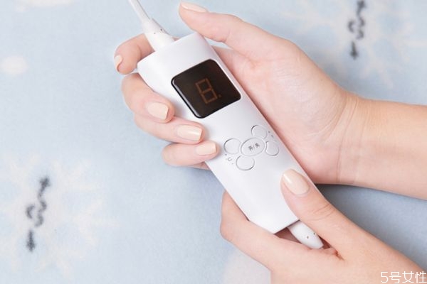 電熱毯ab開關怎么用 電熱毯是兩面發(fā)熱嗎 電熱毯ab開關怎么用 電熱毯是兩面發(fā)熱嗎