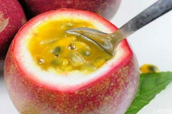 百香果外面長(zhǎng)霉能吃嗎 百香果皮能吃嗎 百香果外面長(zhǎng)霉能吃嗎 百香果皮能吃嗎