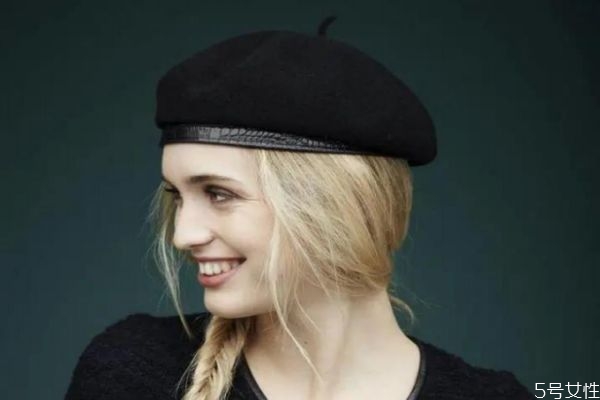貝雷帽適合50歲的人帶嗎 老年人戴貝雷帽好看嗎 貝雷帽適合50歲的人帶嗎 老年人戴貝雷帽好看嗎