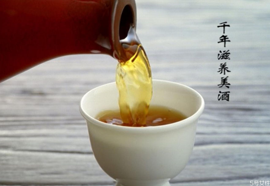 黃酒有沒有假酒 黃酒辨別真假 黃酒有沒有假酒 黃酒辨別真假