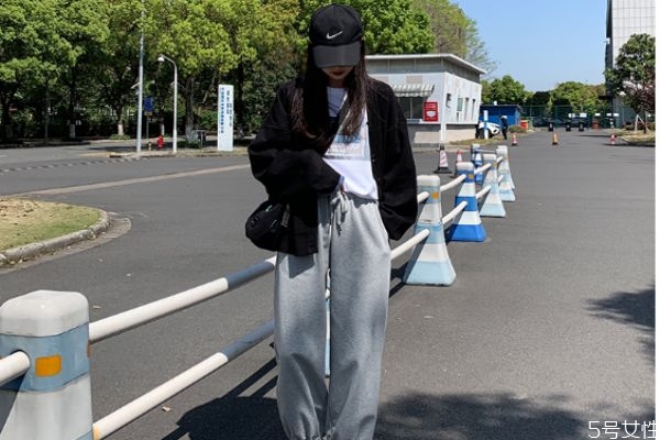 衛(wèi)褲可以當(dāng)運動褲穿嗎 衛(wèi)褲和運動褲有什么區(qū)別 衛(wèi)褲可以當(dāng)運動褲穿嗎 衛(wèi)褲和運動褲有什么區(qū)別