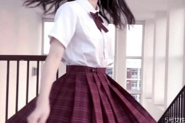 不混jk圈可以穿山嗎 jk穿山要不要緊 不混jk圈可以穿山嗎 jk穿山要不要緊