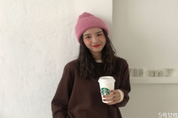 毛線帽太松了怎么鎖緊 帽子太松怎樣讓它變緊致 毛線帽太松了怎么鎖緊 帽子太松怎樣讓它變緊致