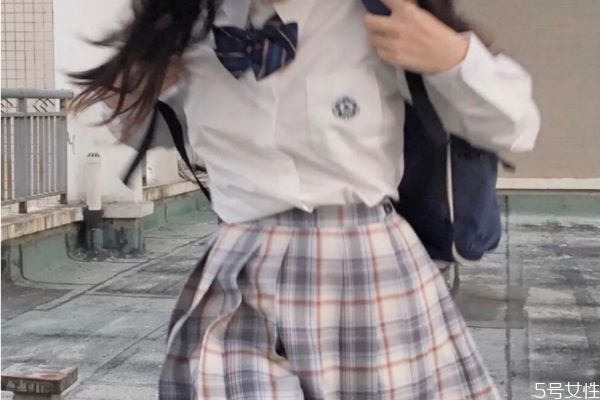 jk制服掉落是什么意思 jk掉落什么時候發(fā)貨 jk制服掉落是什么意思 jk掉落什么時候發(fā)貨