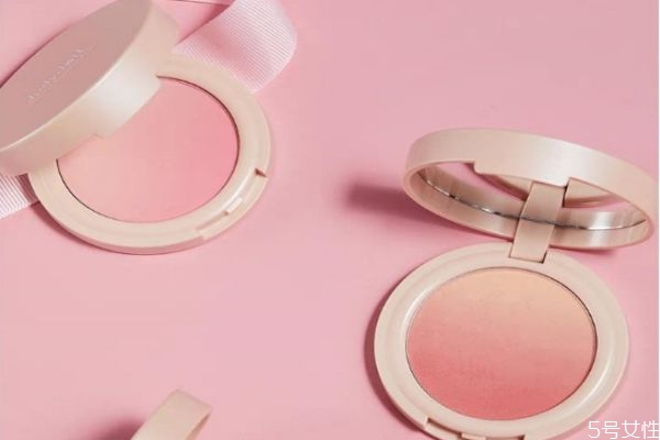 橘朵腮紅怎么樣 橘朵漸變色腮紅有哪些色號(hào)