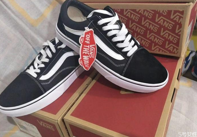 vans鞋碼怎么選 vans鞋碼和匡威一樣嗎 vans鞋碼怎么選 vans鞋碼和匡威一樣嗎