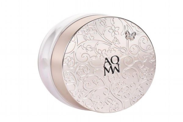 散粉是干嘛的 高光和散粉哪個(gè)先用 散粉是干嘛的 高光和散粉哪個(gè)先用