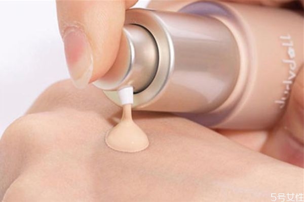 橘朵粉底液使用步驟 橘朵粉底液使用感受 橘朵粉底液使用步驟 橘朵粉底液使用感受