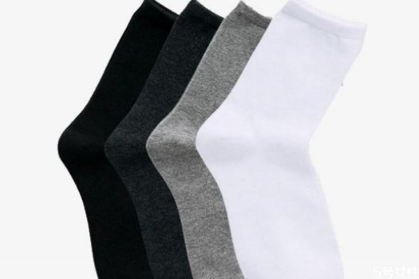 新買的襪子沒洗直接穿沒事吧 新襪子沒洗穿的危害 新買的襪子沒洗直接穿沒事吧 新襪子沒洗穿的危害