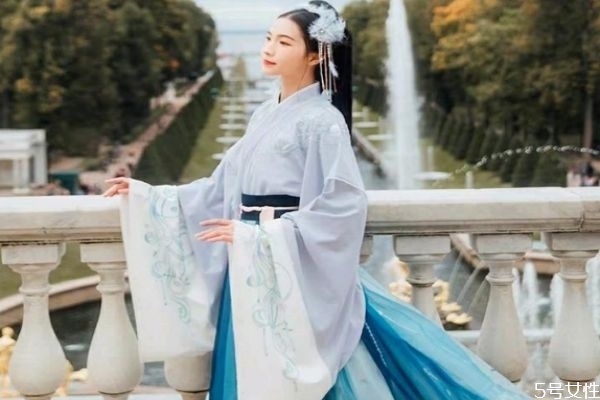 雙耳結(jié)怎么系 漢服帶子有很多種系法 雙耳結(jié)怎么系 漢服帶子有很多種系法