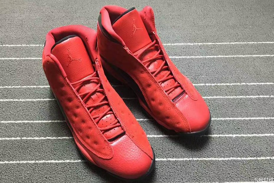 aj1原鞋帶多長(zhǎng) aj怎么系鞋帶 aj1原鞋帶多長(zhǎng) aj怎么系鞋帶