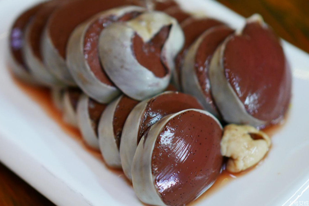 血腸是蒸還是煮好吃 買回來的血腸怎么吃