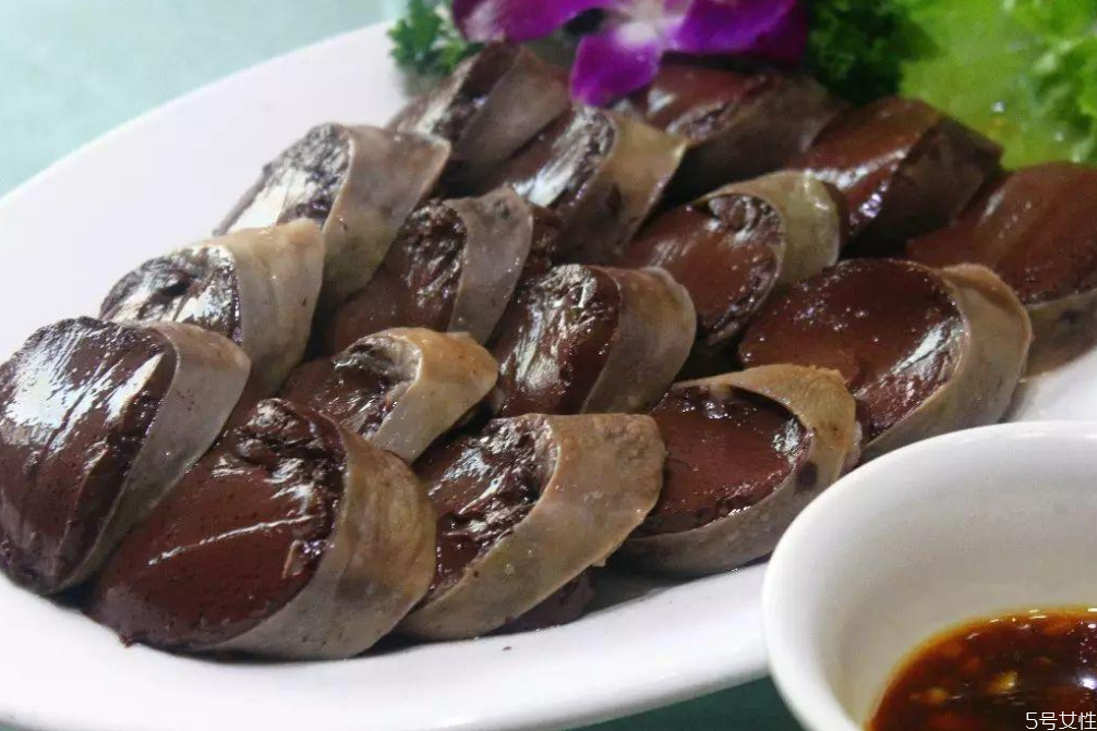 煮好的血腸冷藏還是冷凍 熟血腸怎么存放久一些 煮好的血腸冷藏還是冷凍 熟血腸怎么存放久一些