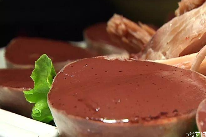 灌血腸用什么腸好 灌血腸的配方 灌血腸用什么腸好 灌血腸的配方