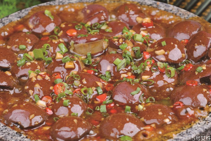 東北血腸里面有肉嗎 東北血腸的營養(yǎng)價值 東北血腸里面有肉嗎 東北血腸的營養(yǎng)價值