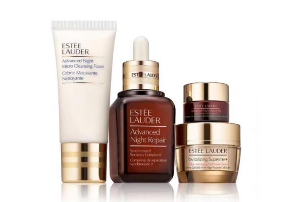 雅詩(shī)蘭黛和蘭蔻適合什么年齡段 買(mǎi)蘭蔻還是雅詩(shī)蘭黛 雅詩(shī)蘭黛和蘭蔻適合什么年齡段 買(mǎi)蘭蔻還是雅詩(shī)蘭黛