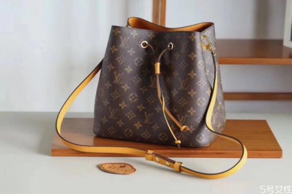 lv四大金剛都是哪幾款 lv第一個(gè)包要買(mǎi)哪款 lv四大金剛都是哪幾款 lv第一個(gè)包要買(mǎi)哪款