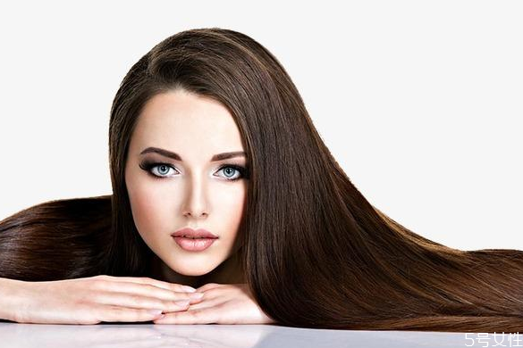 直發(fā)梳怎么燙卷發(fā) 怎么清理直發(fā)梳 直發(fā)梳怎么燙卷發(fā) 怎么清理直發(fā)梳