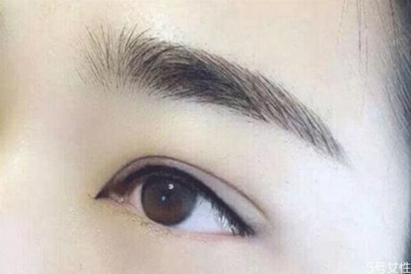 紋眉幾天可以洗澡 為什么紋眉后要多濕敷 紋眉幾天可以洗澡 為什么紋眉后要多濕敷