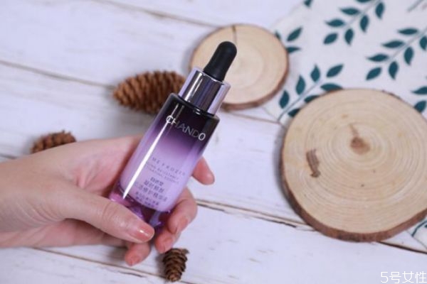 自然堂小紫瓶精華適合什么皮膚 自然堂小紫瓶成分功效 自然堂小紫瓶精華適合什么皮膚 自然堂小紫瓶成分功效