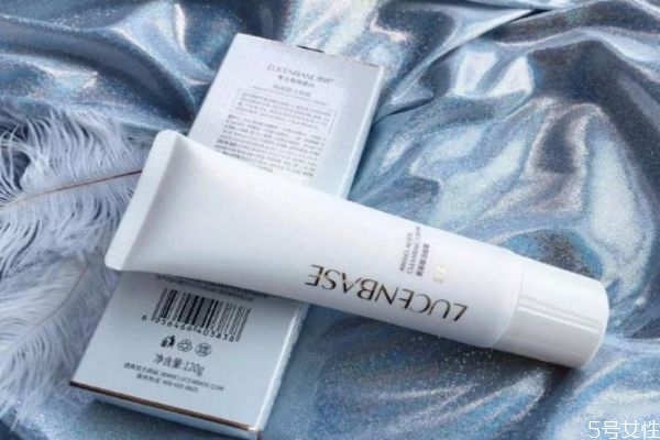 透真洗面奶好用嗎 透真洗面奶有致痘成分嗎 透真洗面奶好用嗎 透真洗面奶有致痘成分嗎