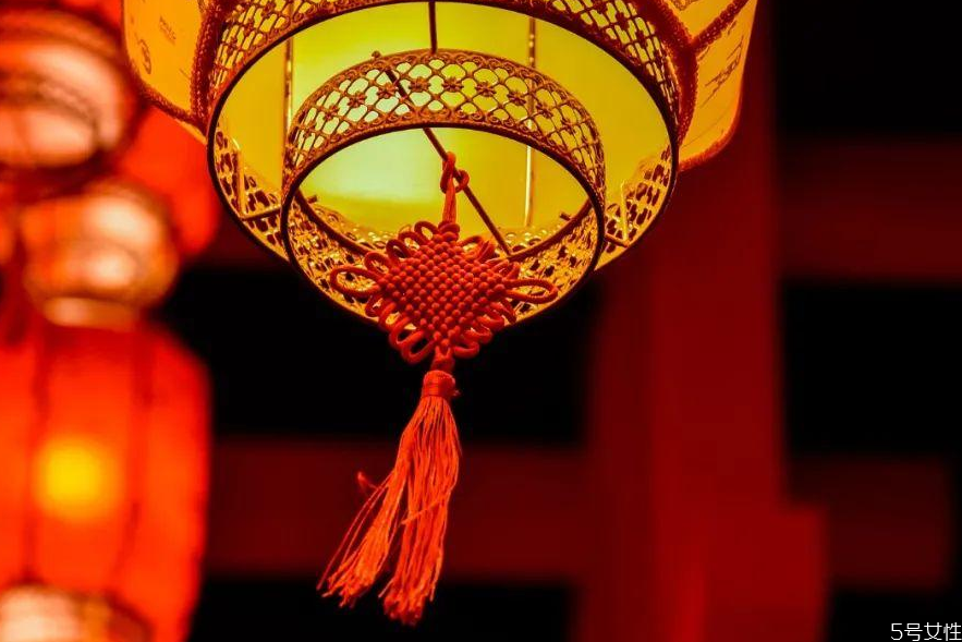 小年為什么分南北 為什么北方和南方的小年差一天 小年為什么分南北 為什么北方和南方的小年差一天