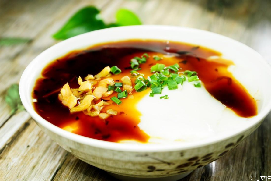 豆腐腦可以每天吃嗎 豆腐腦的功效 豆腐腦可以每天吃嗎 豆腐腦的功效