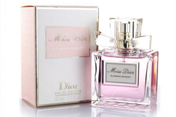 迪奧小姐花漾淡香水適合什么樣的人 花漾甜心適合年齡 迪奧小姐花漾淡香水適合什么樣的人 花漾甜心適合年齡