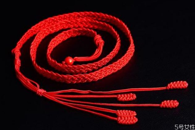 本命年紅色必須別人買嗎 本命年七樣紅是哪七樣 本命年紅色必須別人買嗎 本命年七樣紅是哪七樣