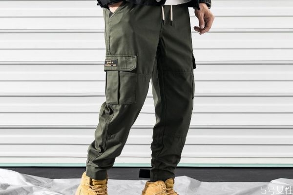 工裝褲會掉色嗎 工裝褲掉色怎么補(bǔ)救 工裝褲會掉色嗎 工裝褲掉色怎么補(bǔ)救