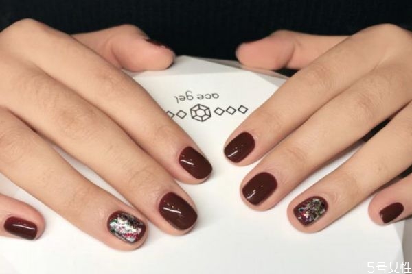 光療膠可以當延長膠用嗎 光療膠的優(yōu)缺點 光療膠可以當延長膠用嗎 光療膠的優(yōu)缺點