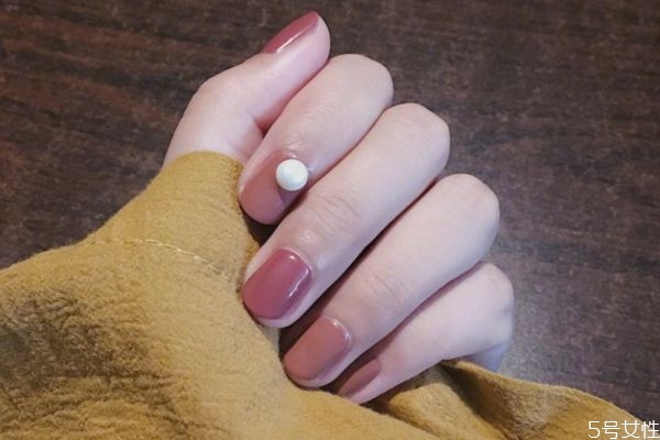 光療膠可以當延長膠用嗎 光療膠的優(yōu)缺點 光療膠可以當延長膠用嗎 光療膠的優(yōu)缺點