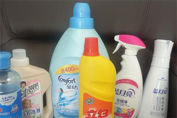 白色衣服怎么洗更白 日常小妙招 白色衣服怎么洗更白 日常小妙招