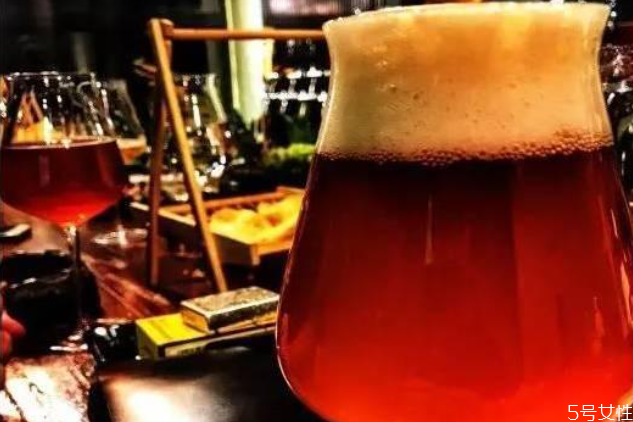 今夜不回家調(diào)制方法 今夜不回家雞尾酒配方做法 今夜不回家調(diào)制方法 今夜不回家雞尾酒配方做法