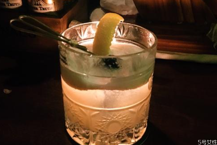 威士忌酸加蛋清為什么 威士忌酸怎么調 ? 威士忌酸加蛋清為什么 威士忌酸怎么調 ?