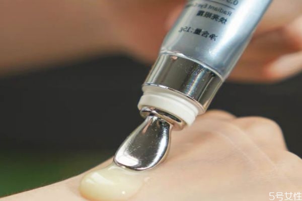 bm肌活微電流眼霜怎么樣 bm肌活眼霜適合什么年齡 bm肌活微電流眼霜怎么樣 bm肌活眼霜適合什么年齡