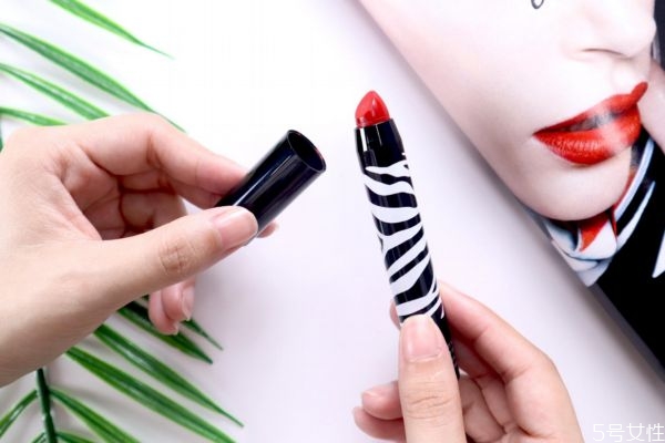 sisley唇膏怎么樣 sisley唇膏斷貨色 sisley唇膏怎么樣 sisley唇膏斷貨色