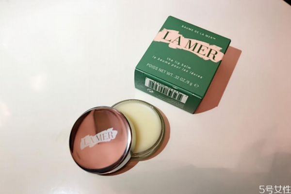 海藍(lán)之謎唇膏有沒(méi)有唇刷 海藍(lán)之謎唇膏用什么涂 海藍(lán)之謎唇膏有沒(méi)有唇刷 海藍(lán)之謎唇膏用什么涂