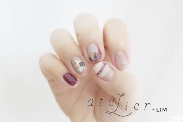 卸甲水能卸掉烤過的美甲嗎 卸甲水會讓衣服掉色嗎 卸甲水能卸掉烤過的美甲嗎 卸甲水會讓衣服掉色嗎