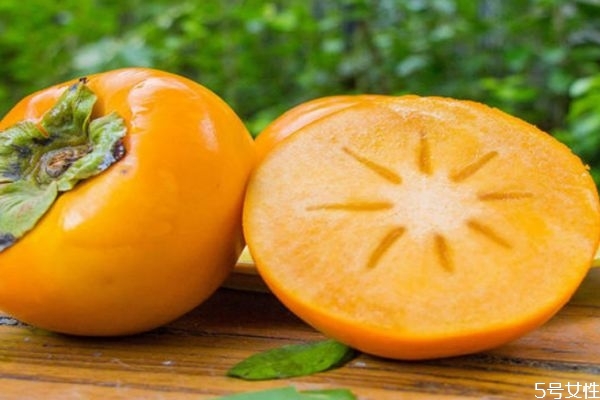 怎樣泡青柿子又甜又脆 脆柿子怎么脫澀 怎樣泡青柿子又甜又脆 脆柿子怎么脫澀