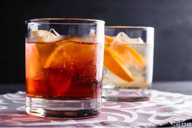 瑪格麗特為什么要加鹽 瑪格麗特調(diào)制技巧 瑪格麗特為什么要加鹽 瑪格麗特調(diào)制技巧