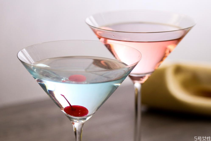馬天尼怎么調(diào) 馬天尼雞尾酒配方 馬天尼怎么調(diào) 馬天尼雞尾酒配方