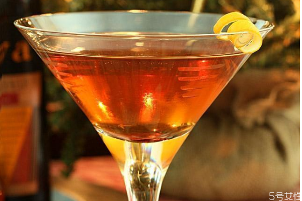 曼哈頓雞尾酒多少度 曼哈頓雞尾酒口感 曼哈頓雞尾酒多少度 曼哈頓雞尾酒口感