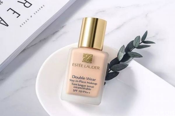 粉底液三四年了還能用嗎 怎么看粉底液好不好 粉底液三四年了還能用嗎 怎么看粉底液好不好