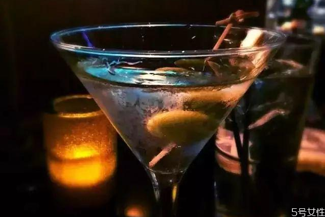 zombie雞尾酒多少度 zombie雞尾酒后勁大嗎 zombie雞尾酒多少度 zombie雞尾酒后勁大嗎