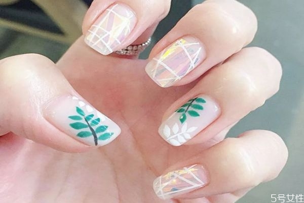 白色法式美甲怎么畫(huà) 百搭法式美甲教程 白色法式美甲怎么畫(huà) 百搭法式美甲教程