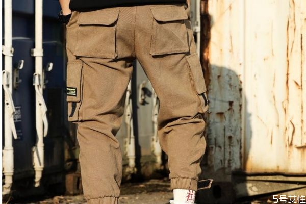 工裝褲需要買大一碼嗎 工裝褲老是往下掉怎么辦 工裝褲需要買大一碼嗎 工裝褲老是往下掉怎么辦