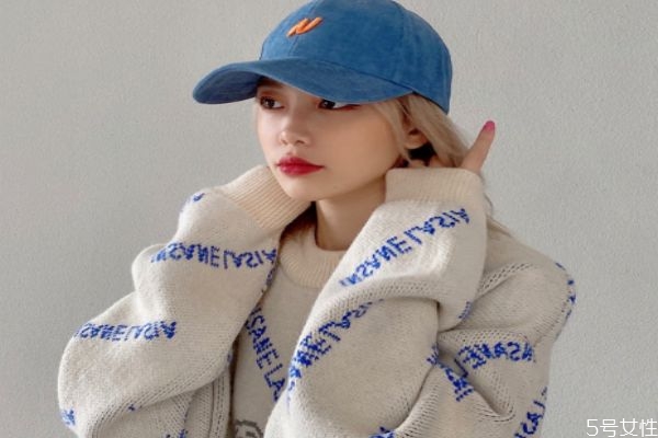 上身胖適合穿什么毛衣 胖女生穿什么樣的毛衣好 上身胖適合穿什么毛衣 胖女生穿什么樣的毛衣好