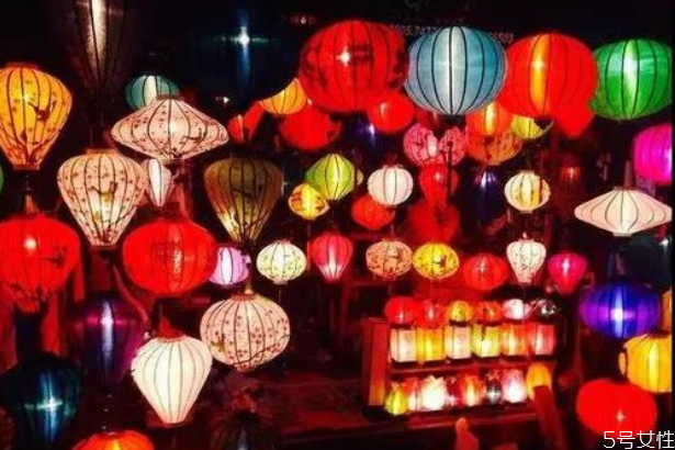 元宵節(jié)文案 2021年元宵節(jié)祝福語 元宵節(jié)文案 2021年元宵節(jié)祝福語