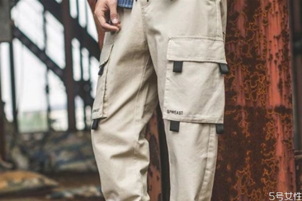 什么是工裝褲 工裝褲買(mǎi)什么材質(zhì)的好 什么是工裝褲 工裝褲買(mǎi)什么材質(zhì)的好